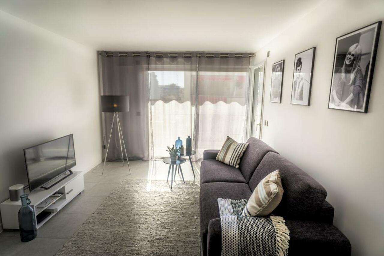 Modern 1 Bed In Prestigous Area Of A Short Walk To The Croisette And The Palais 1903 Appartement *